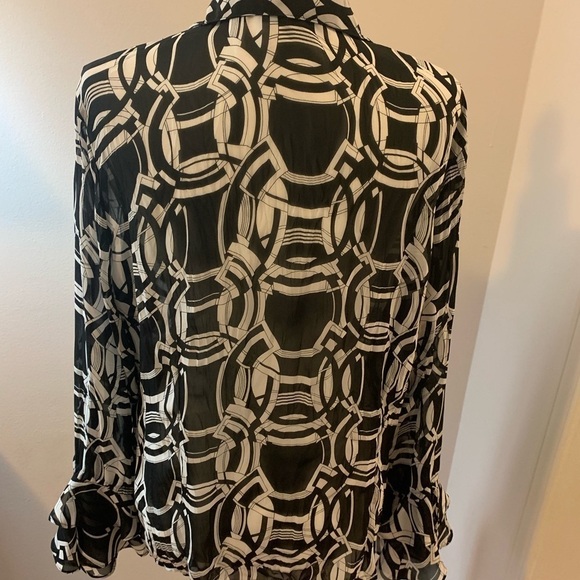 Belissimo New York geometric blouson top, size 1X - Picture 5 of 7